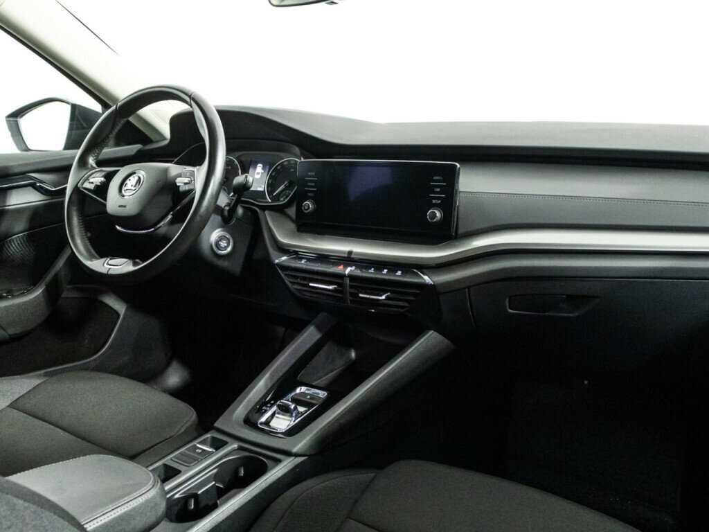 Купить Skoda Octavia с пробегом. Фото: #8