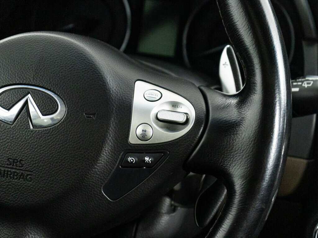 Купить Infiniti FX с пробегом. Фото: #24