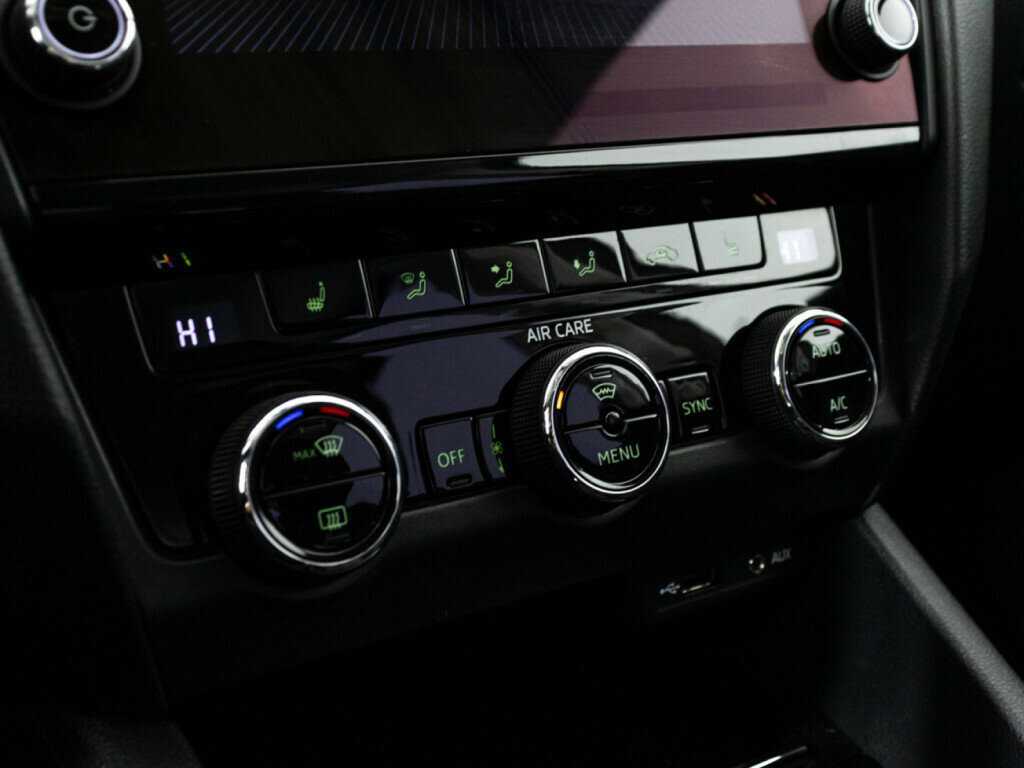 Купить Skoda Octavia с пробегом. Фото: #15