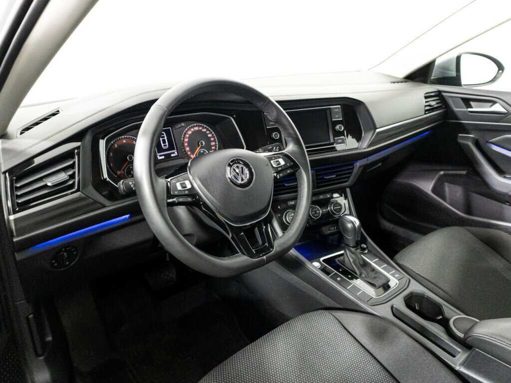 Купить Volkswagen Jetta с пробегом. Фото: #10