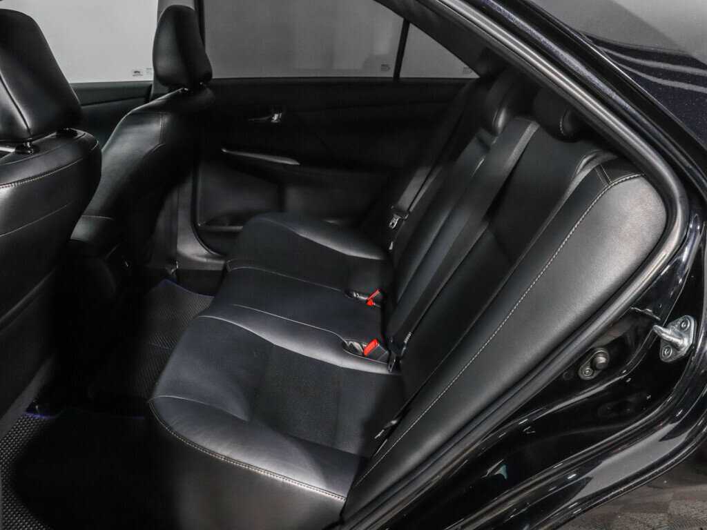 Купить Toyota Camry с пробегом. Фото: #11
