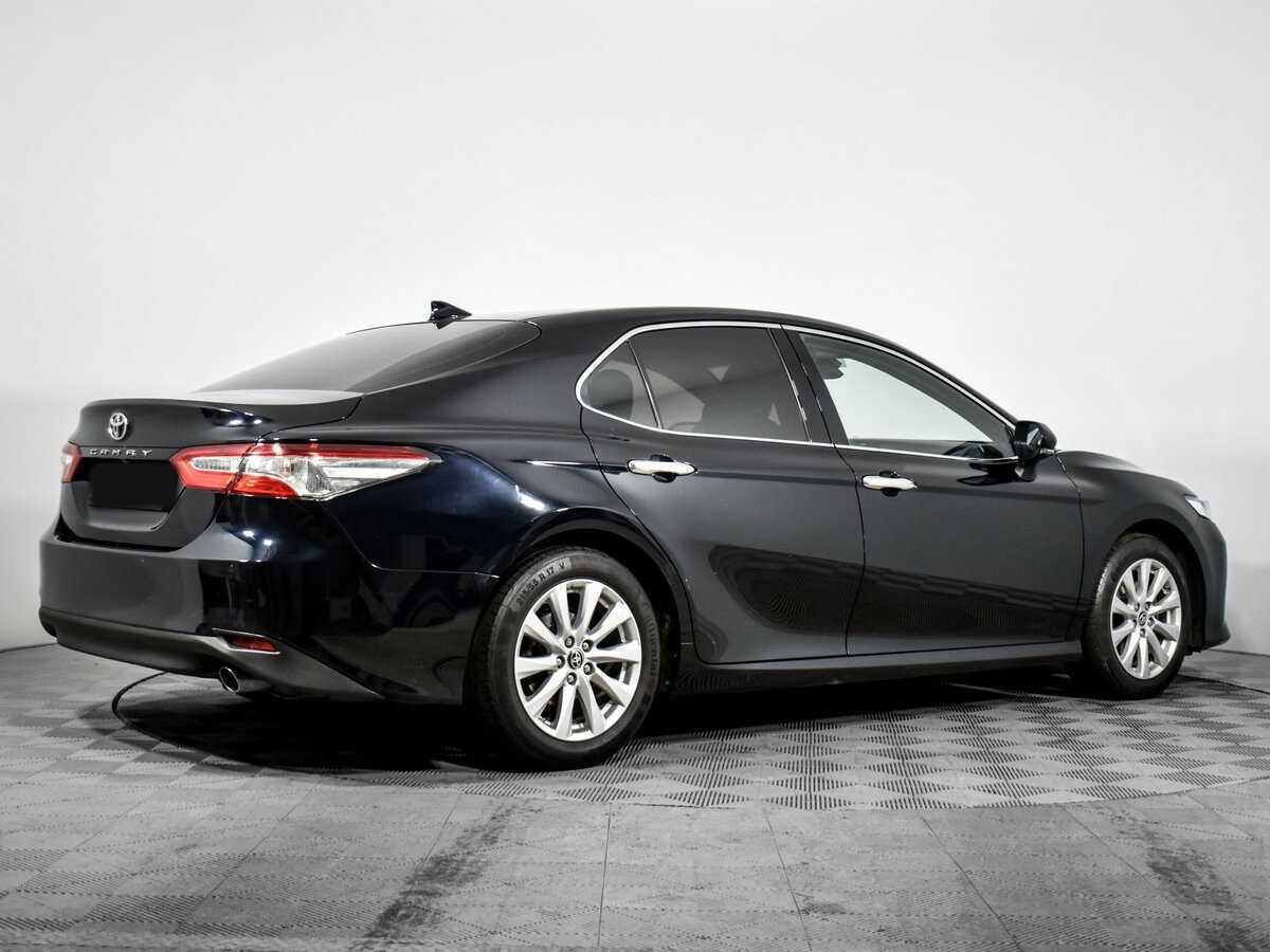 Купить Toyota Camry с пробегом. Фото: #1