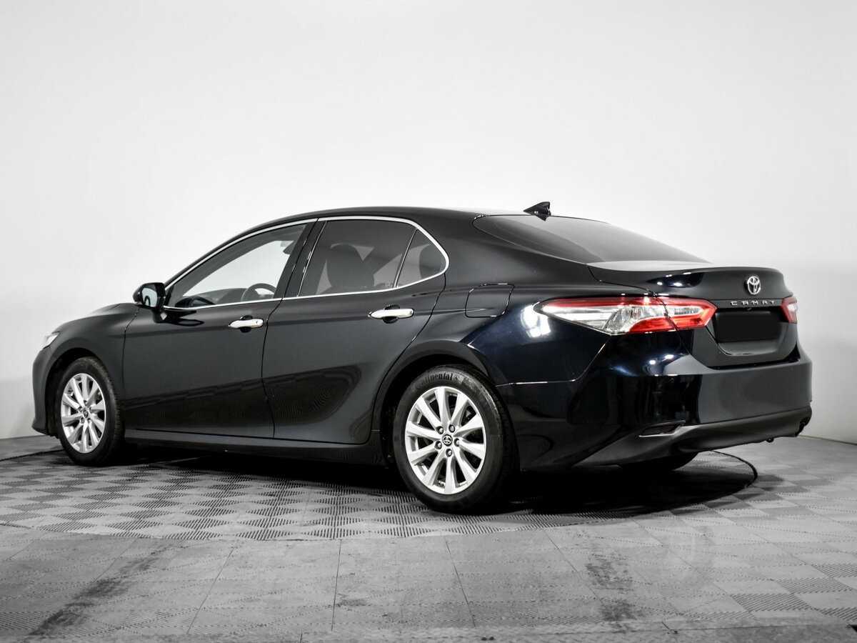 Купить Toyota Camry с пробегом. Фото: #3