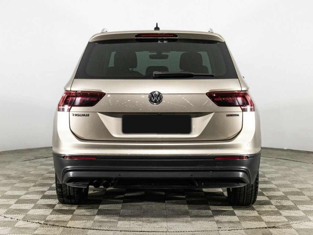 Купить Volkswagen Tiguan с пробегом. Фото: #5
