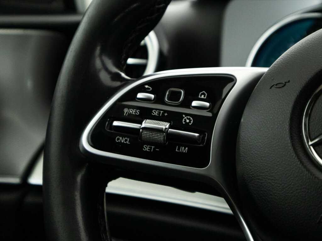 Купить Mercedes-Benz E-Класс с пробегом. Фото: #18