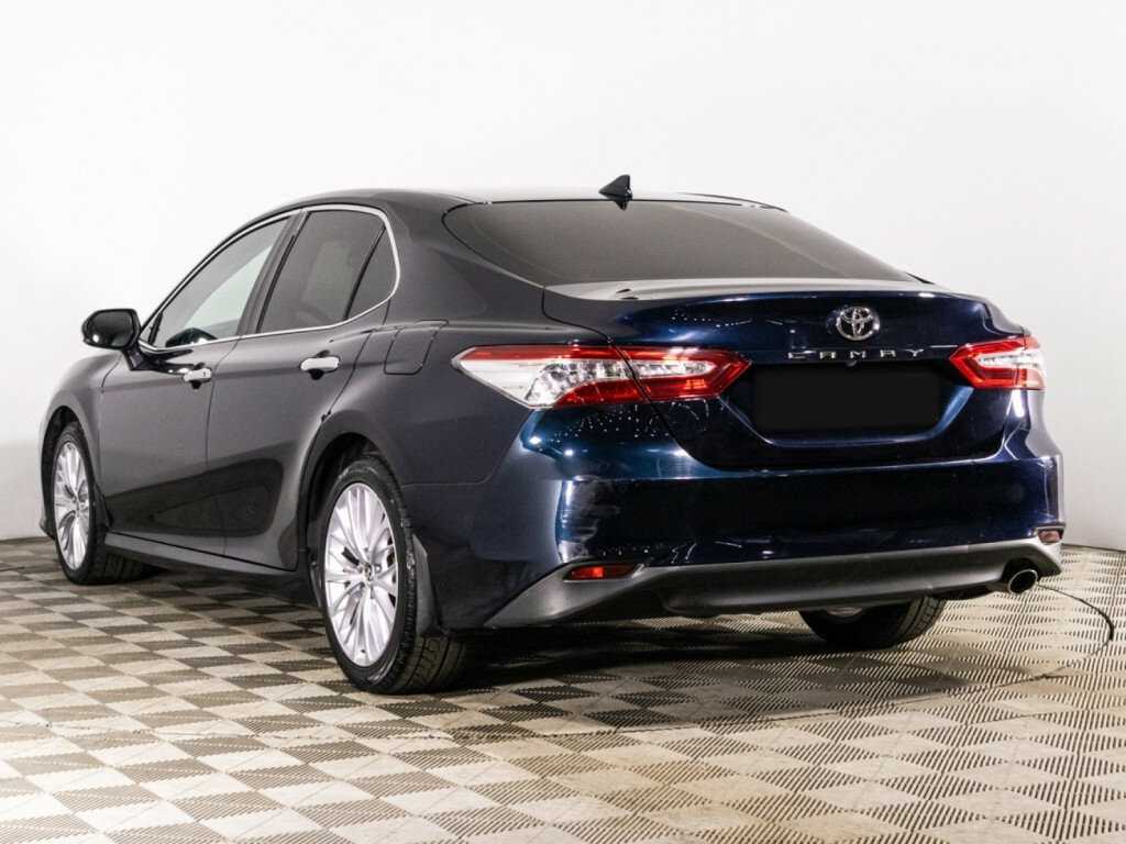 Купить Toyota Camry с пробегом. Фото: #6