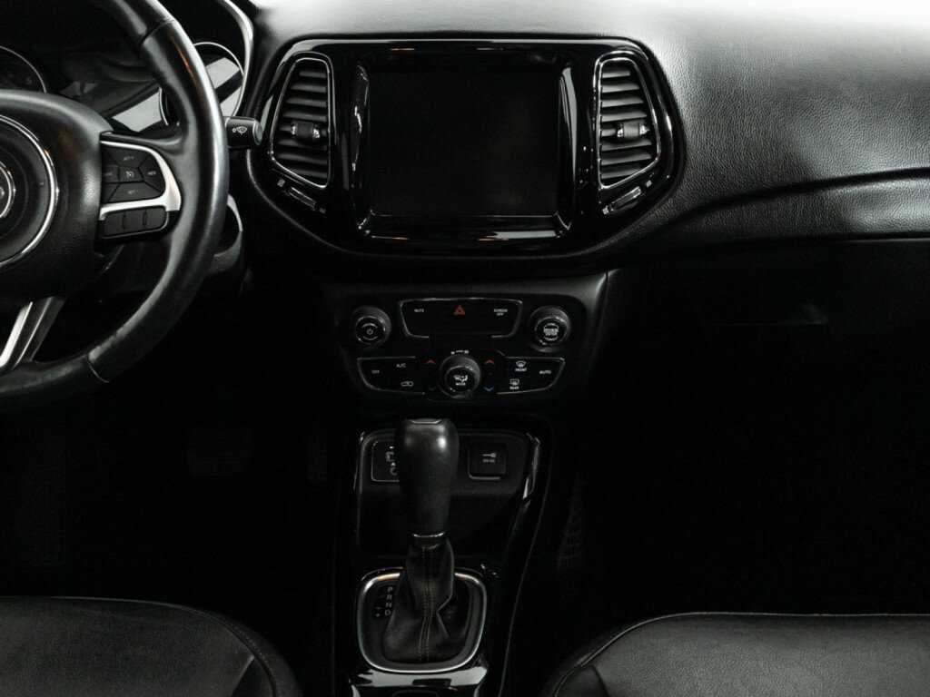 Купить Jeep Compass с пробегом. Фото: #13