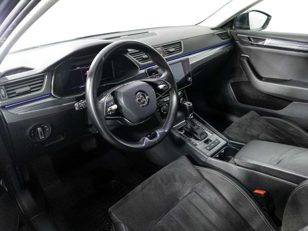 Купить Skoda Superb с пробегом. Фото: #10