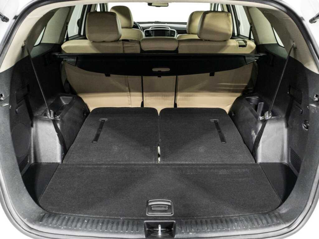 Купить Kia Sorento с пробегом. Фото: #14
