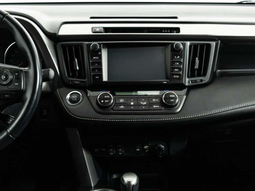 Купить Toyota RAV4 с пробегом. Фото: #13