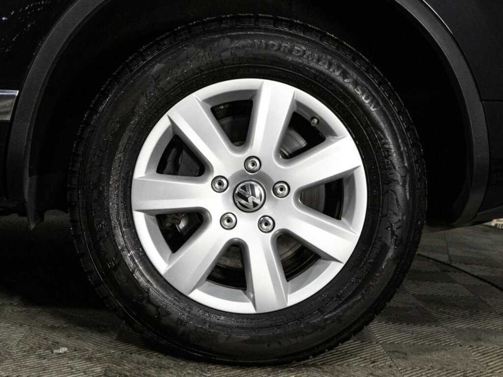 Купить Volkswagen Touareg с пробегом. Фото: #20