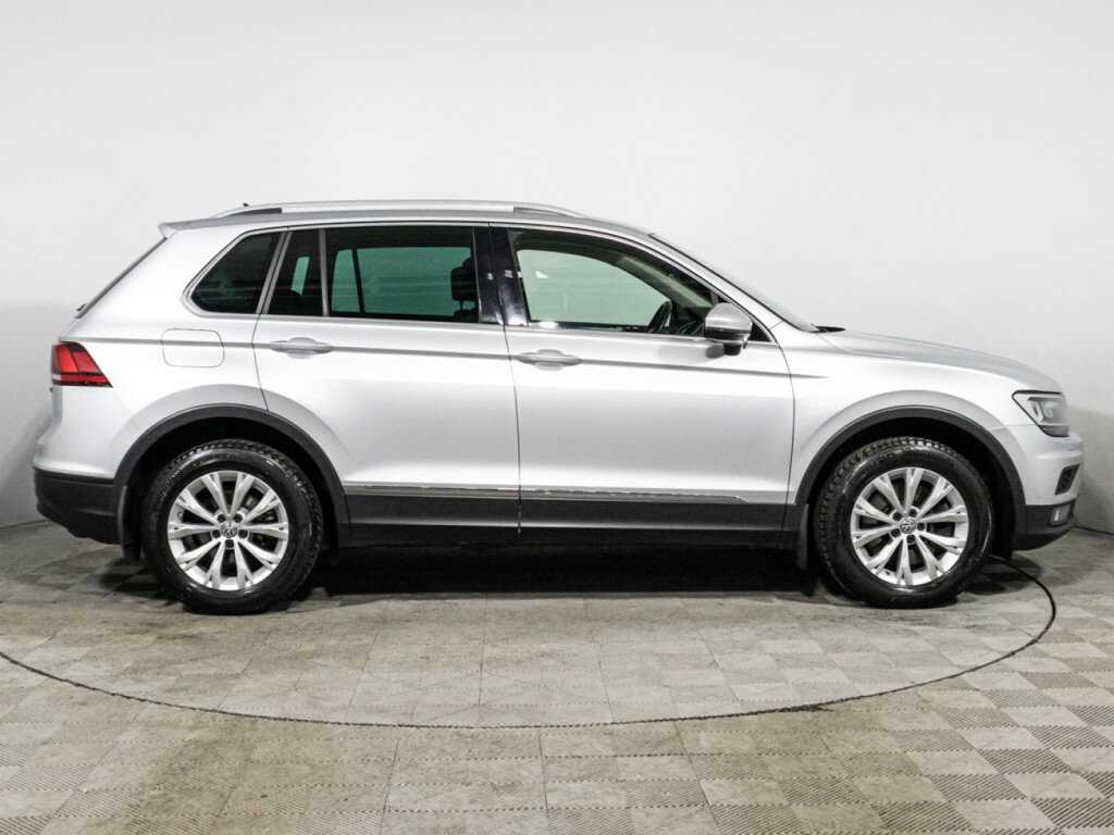 Купить Volkswagen Tiguan с пробегом. Фото: #3