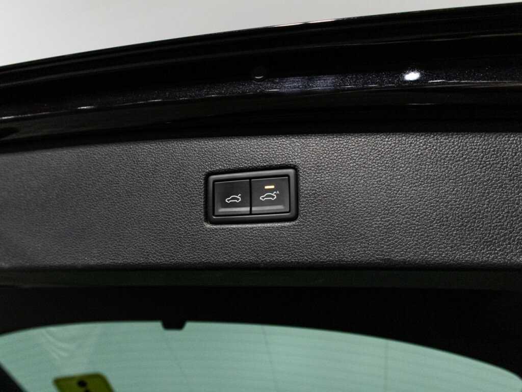 Купить Volkswagen Tiguan с пробегом. Фото: #15