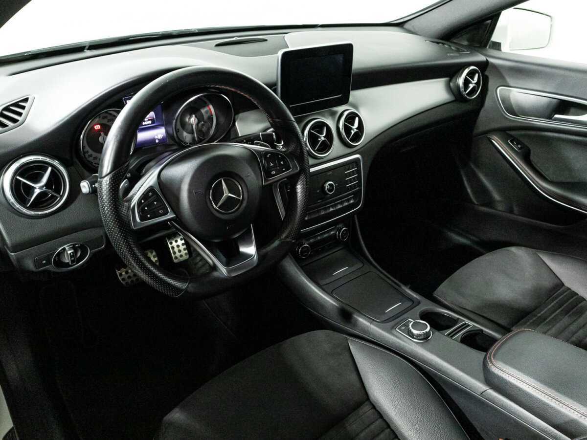 Купить Mercedes-Benz CLA с пробегом. Фото: #10