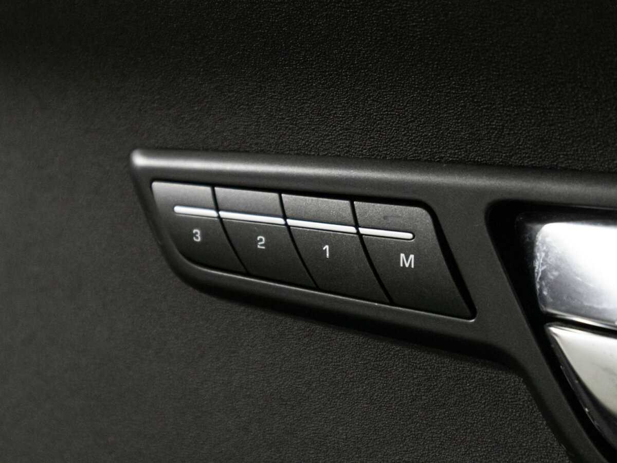 Купить Land Rover Range Rover Evoque с пробегом. Фото: #16