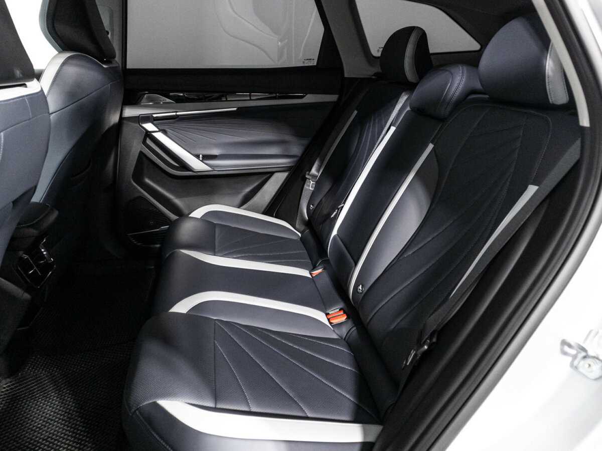 Купить Geely Atlas с пробегом. Фото: #9