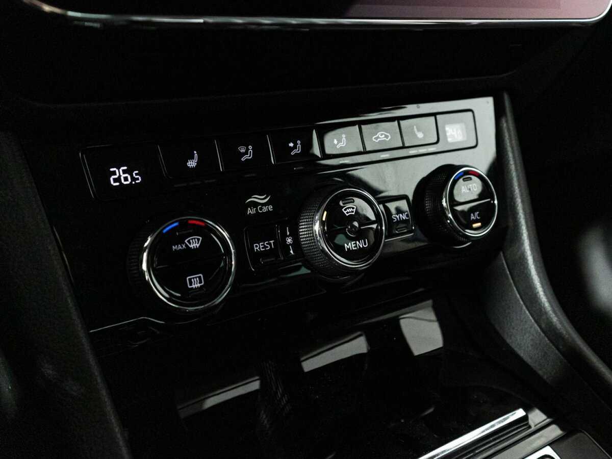 Купить Skoda Superb с пробегом. Фото: #14