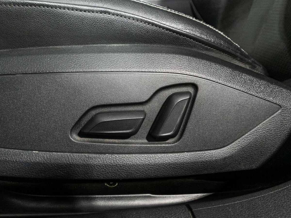 Купить Audi A4 с пробегом. Фото: #20