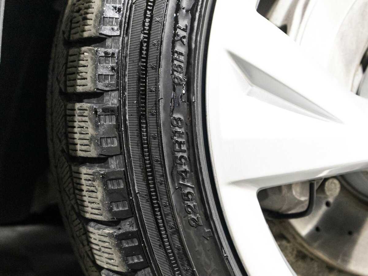 Купить Audi A4 с пробегом. Фото: #24