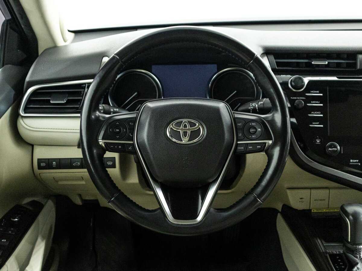 Купить Toyota Camry с пробегом. Фото: #22