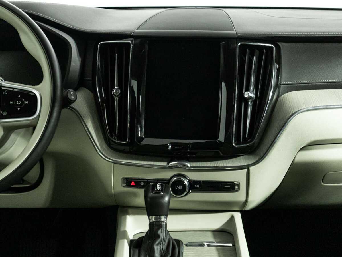 Купить Volvo XC60 с пробегом. Фото: #13