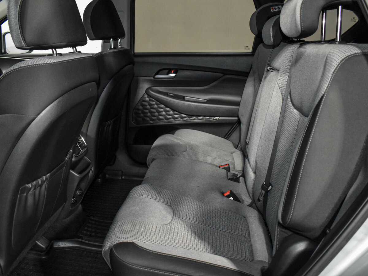 Купить Hyundai Santa Fe с пробегом. Фото: #9