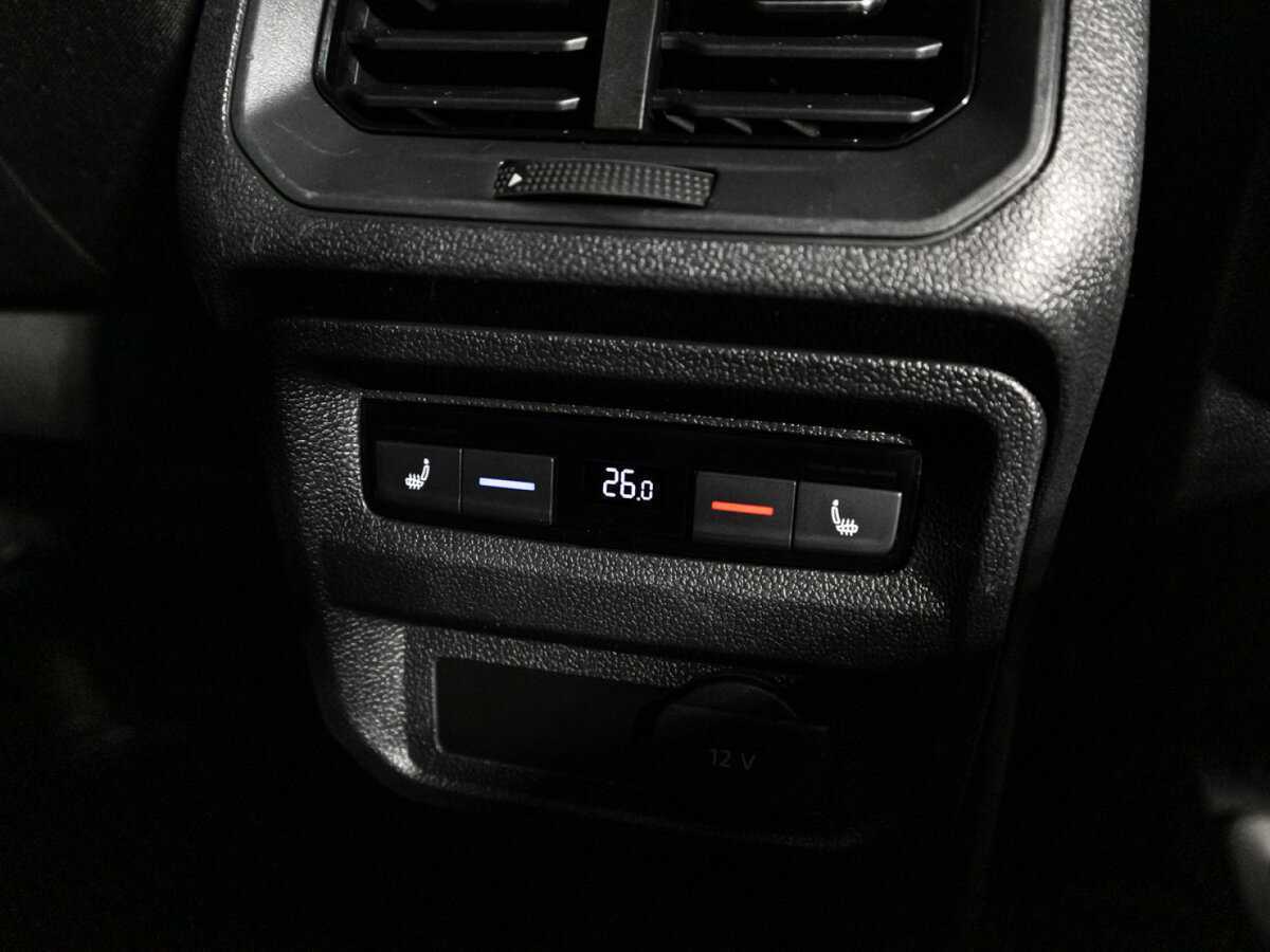 Купить Volkswagen Tiguan с пробегом. Фото: #21