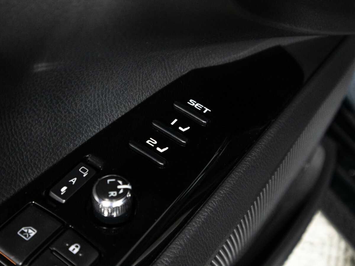 Купить Toyota Camry с пробегом. Фото: #16