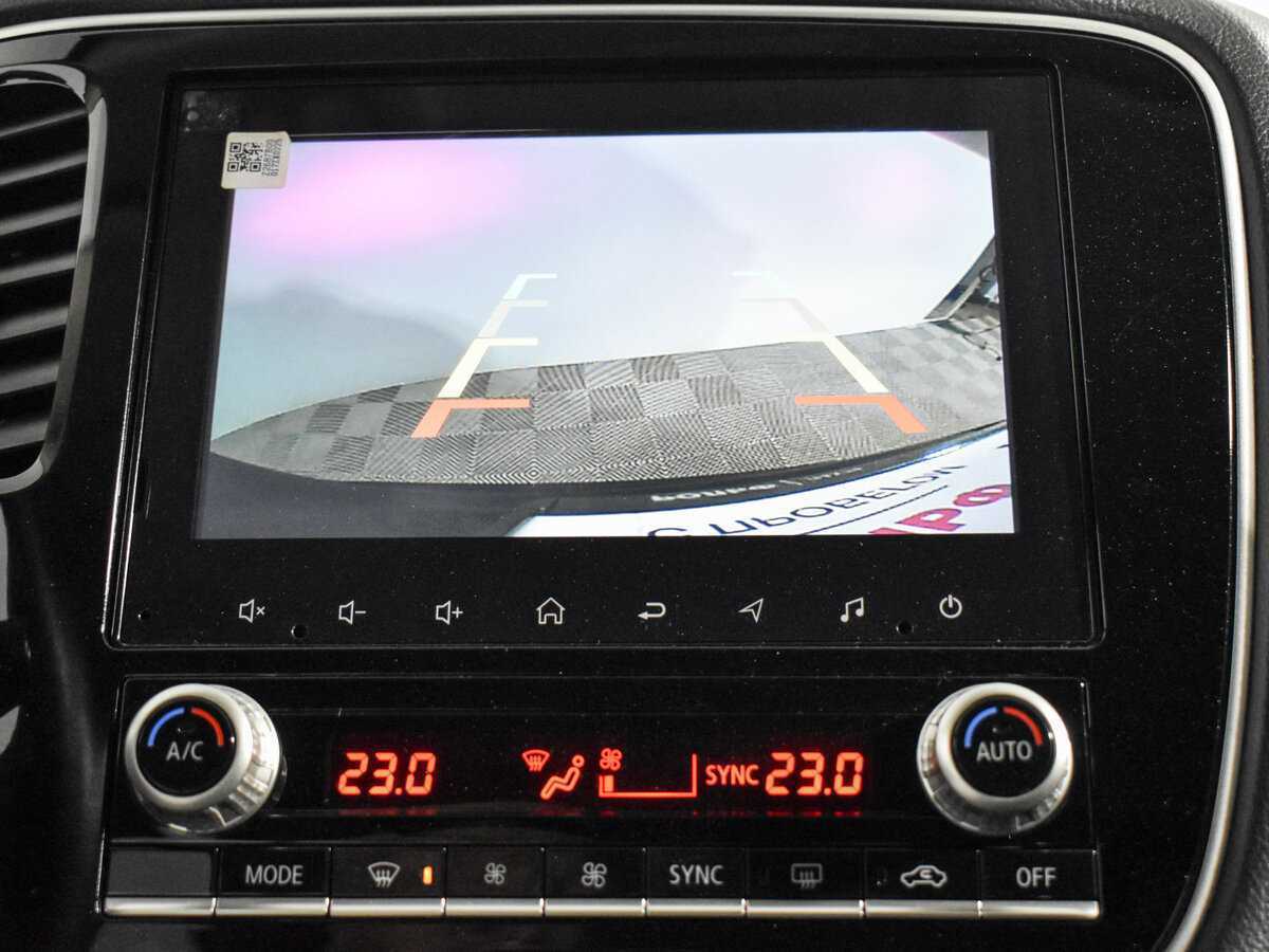 Купить Mitsubishi Outlander с пробегом. Фото: #18