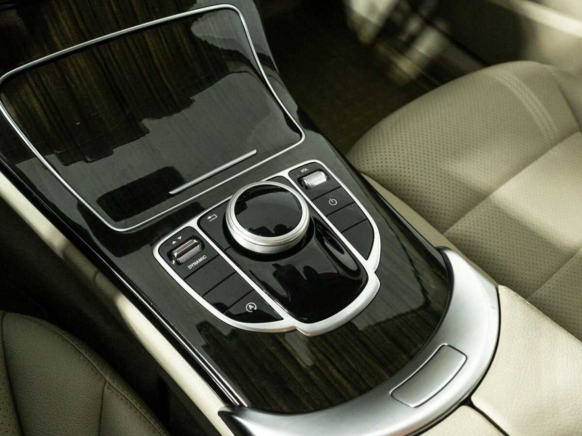 Купить Mercedes-Benz C-Класс с пробегом. Фото: #18