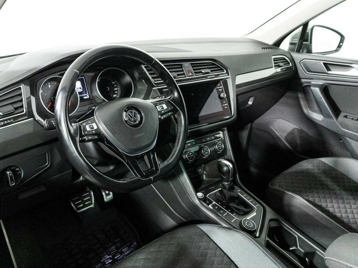 Купить Volkswagen Tiguan с пробегом. Фото: #10