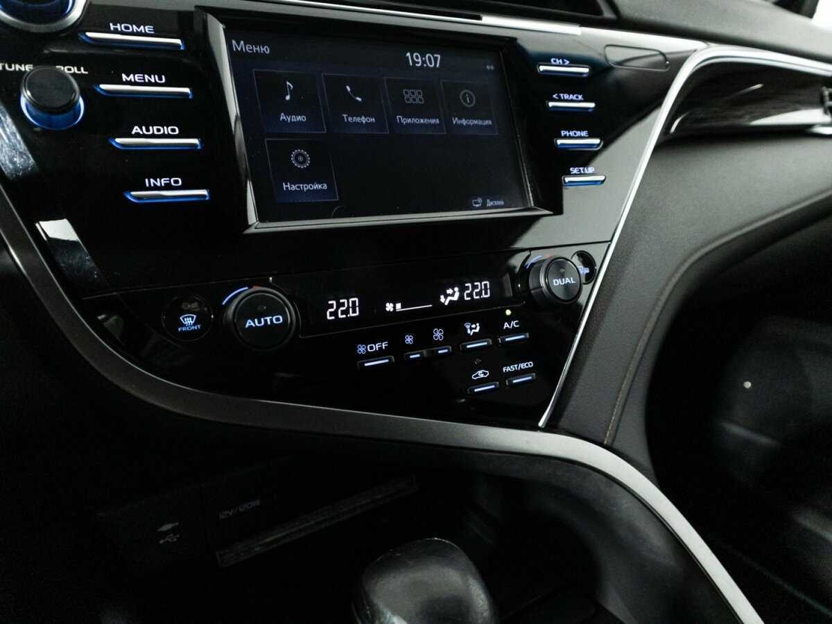 Купить Toyota Camry с пробегом. Фото: #16