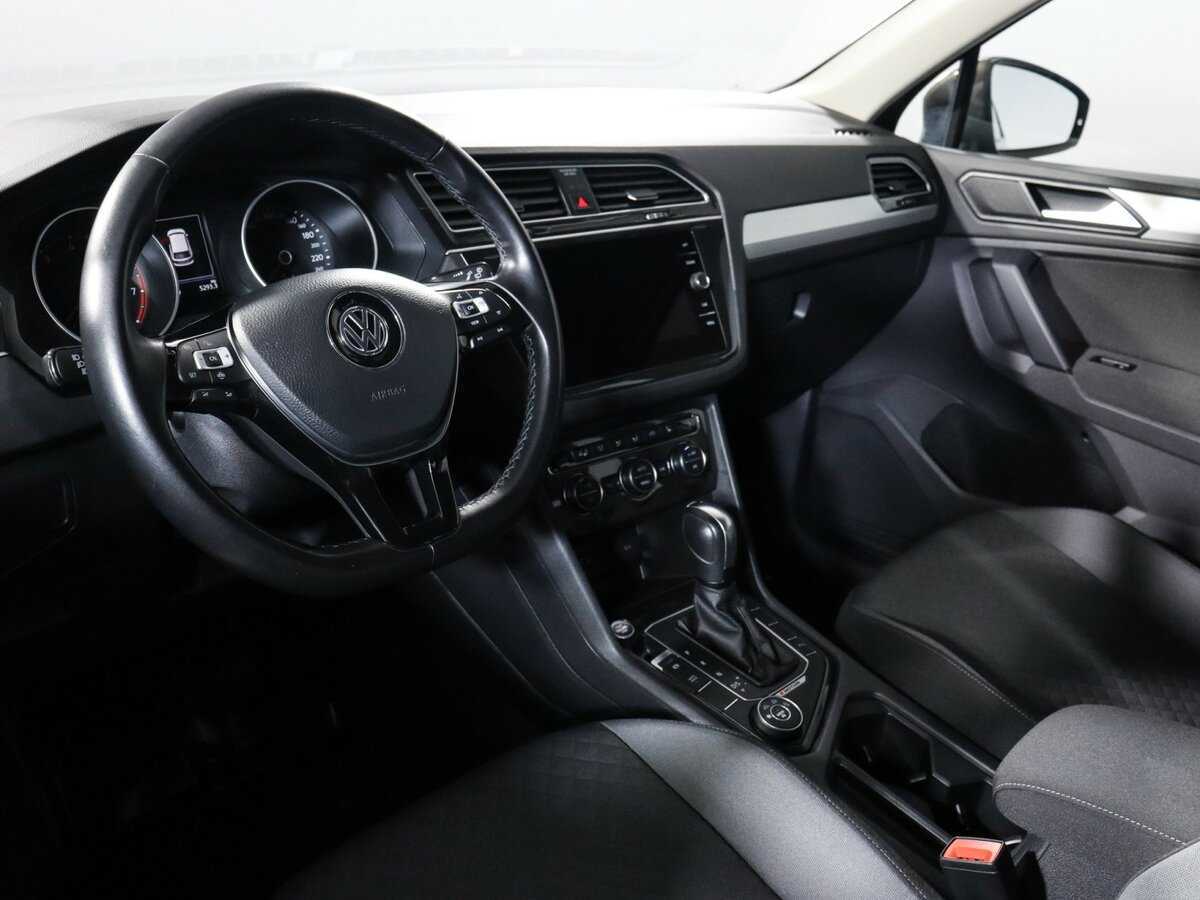 Купить Volkswagen Tiguan с пробегом. Фото: #10