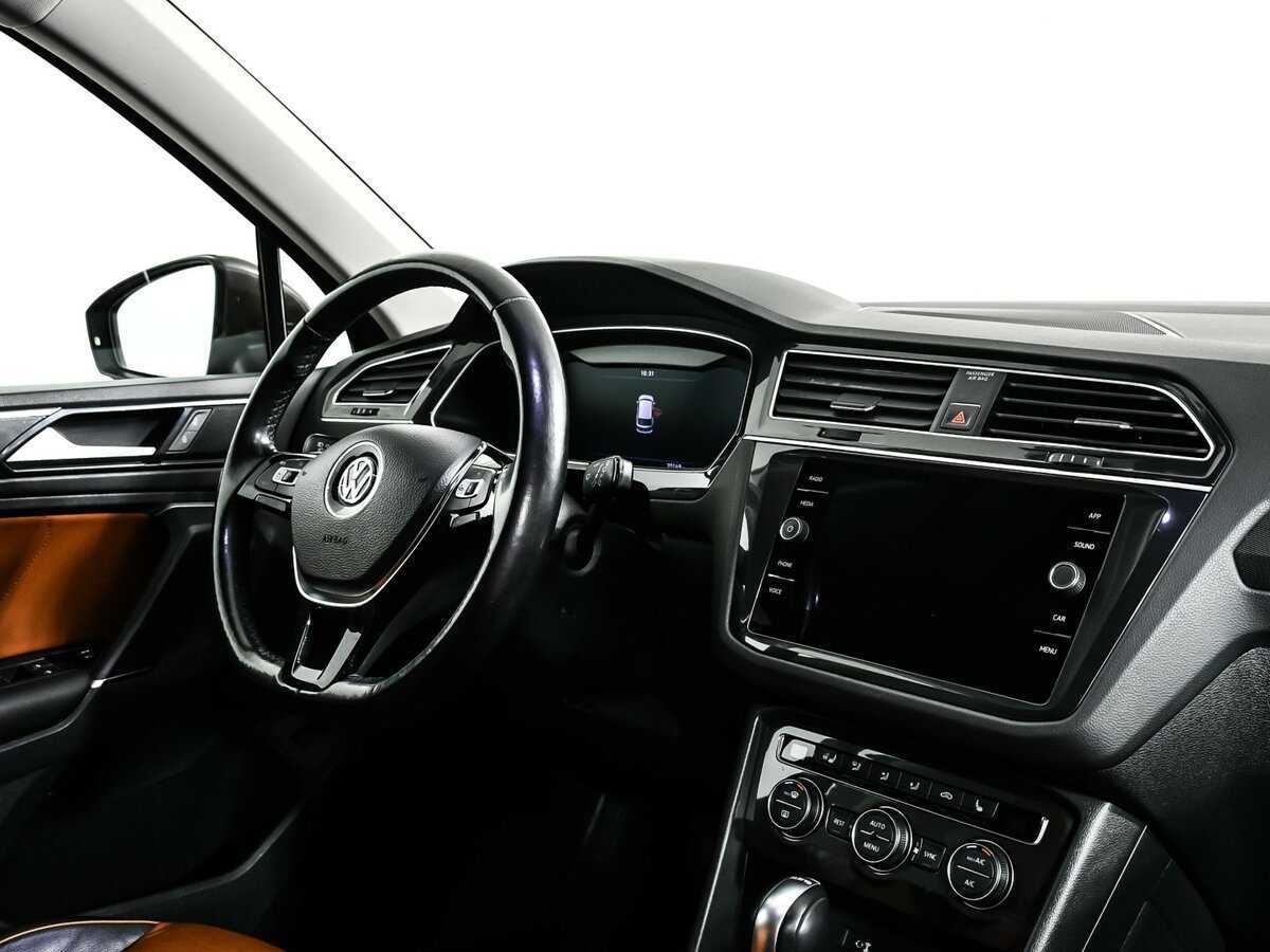 Купить Volkswagen Tiguan с пробегом. Фото: #8