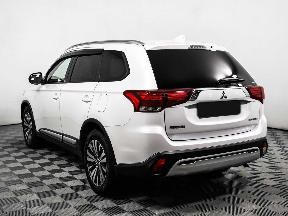 Купить Mitsubishi Outlander с пробегом. Фото: #6