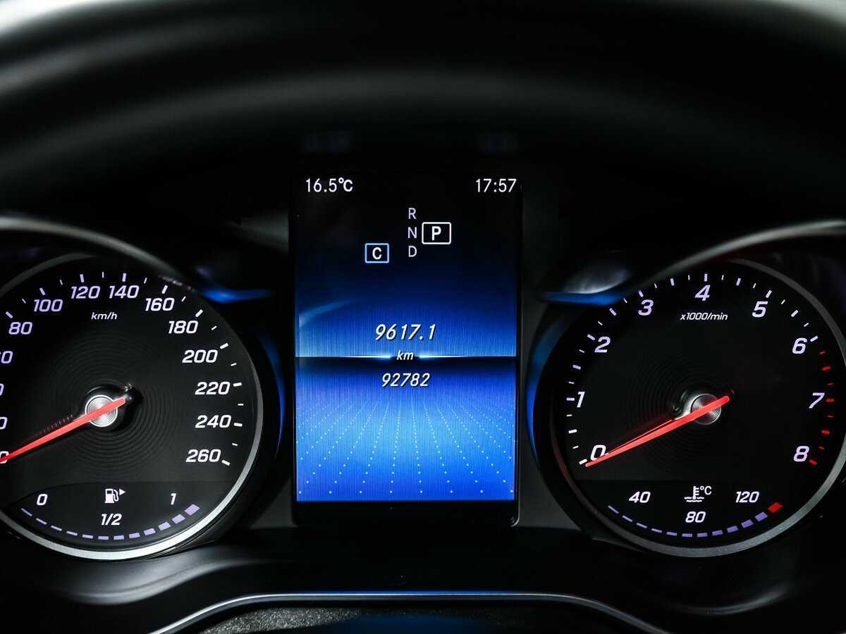 Купить Mercedes-Benz C-Класс с пробегом. Фото: #9