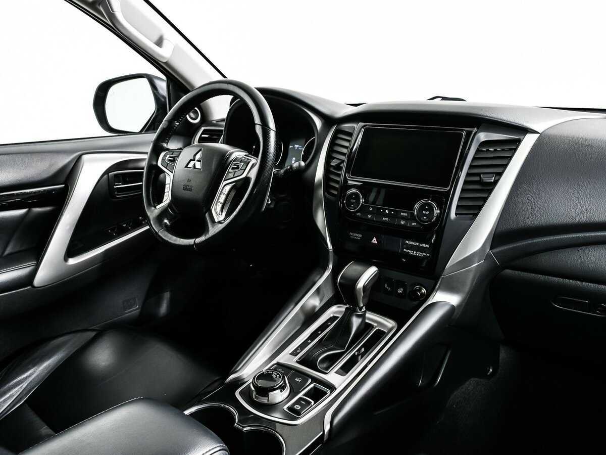 Купить Mitsubishi Pajero Sport с пробегом. Фото: #8