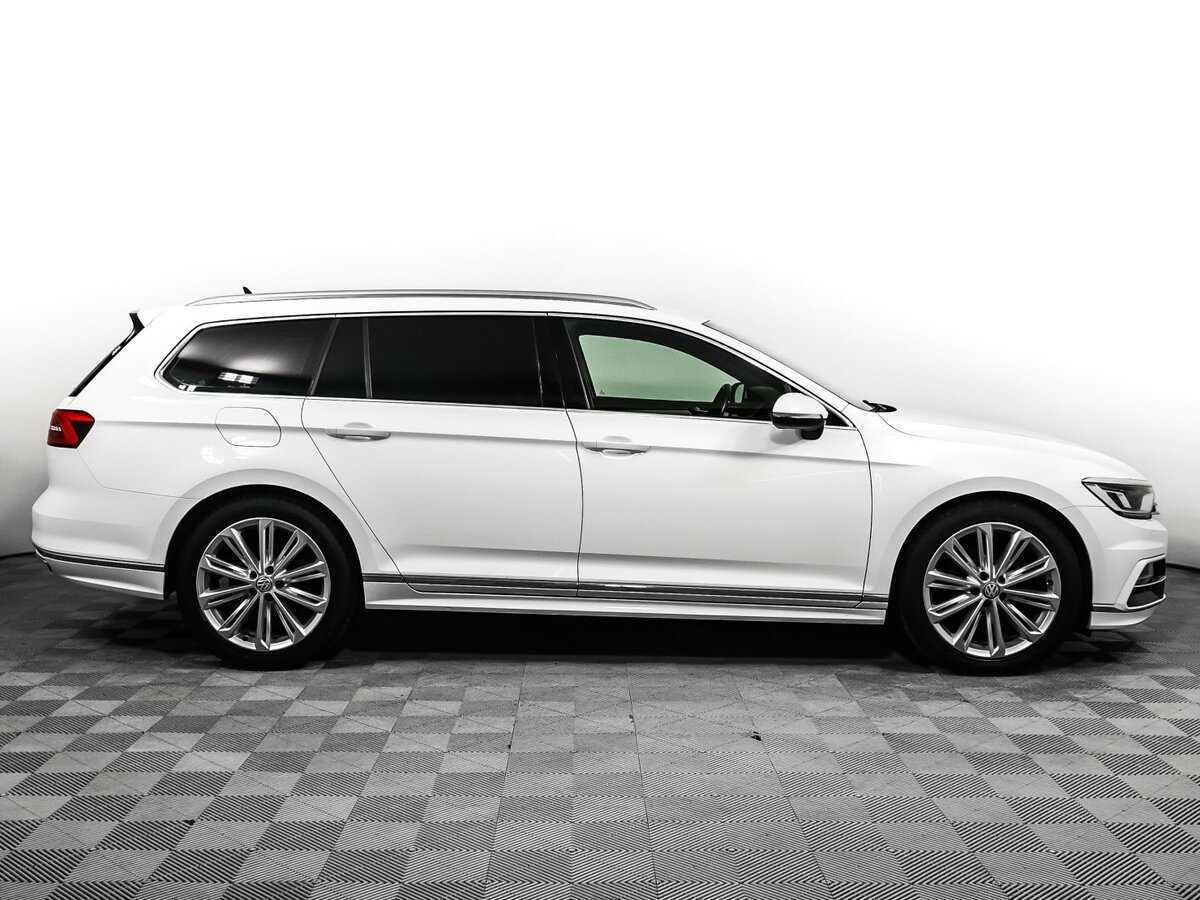 Купить Volkswagen Passat с пробегом. Фото: #3