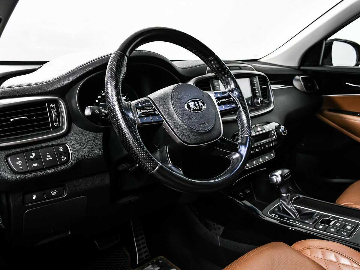 Купить Kia Sorento с пробегом. Фото: #12