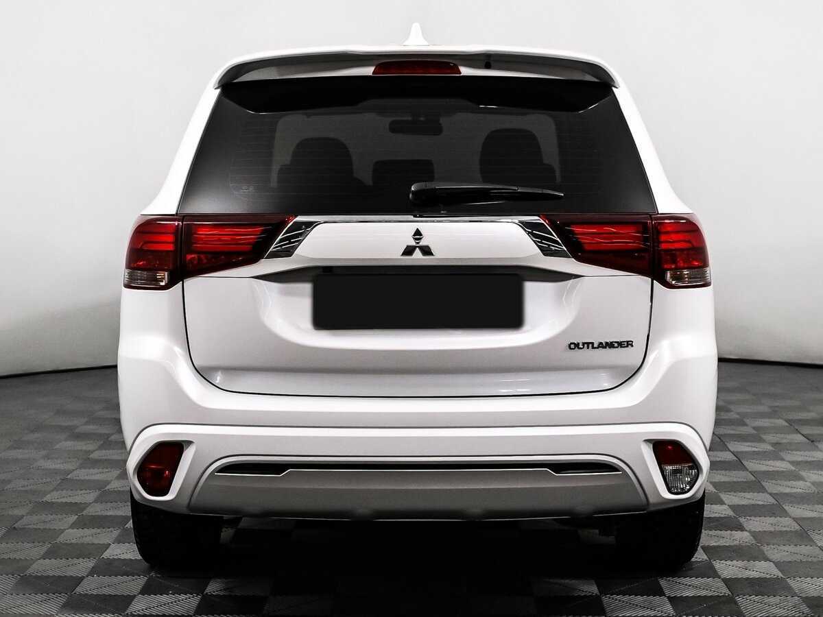 Купить Mitsubishi Outlander с пробегом. Фото: #5