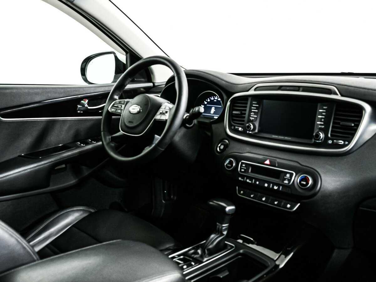 Купить Kia Sorento с пробегом. Фото: #8