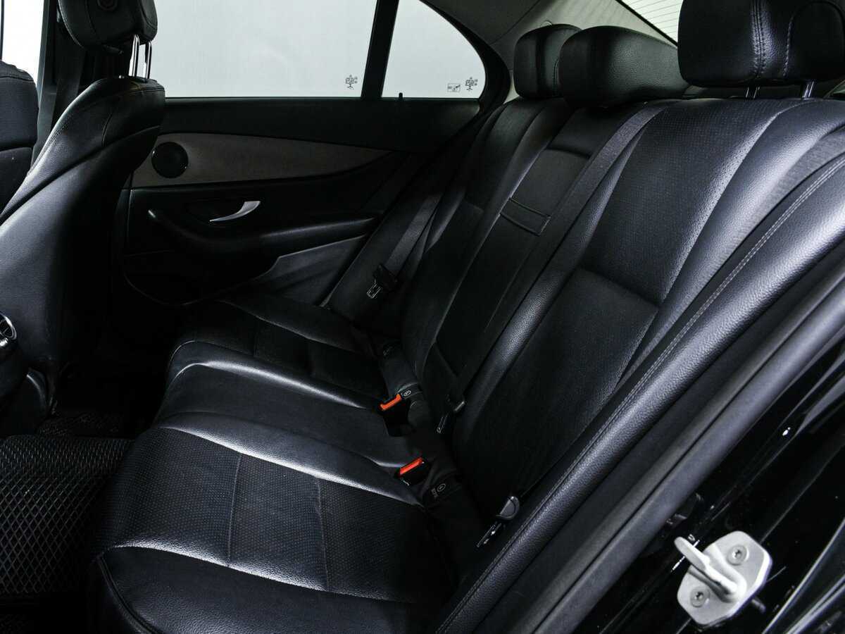 Купить Mercedes-Benz E-Класс с пробегом. Фото: #10