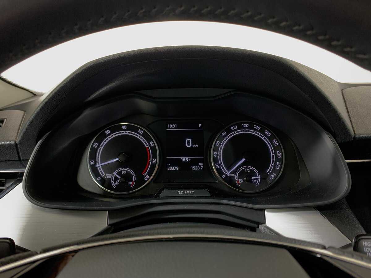 Купить Skoda Rapid с пробегом. Фото: #14