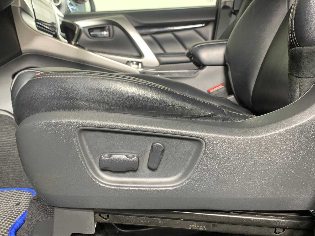 Купить Mitsubishi Pajero Sport с пробегом. Фото: #16