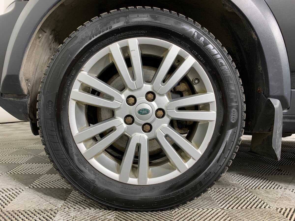 Купить Land Rover Discovery с пробегом. Фото: #8