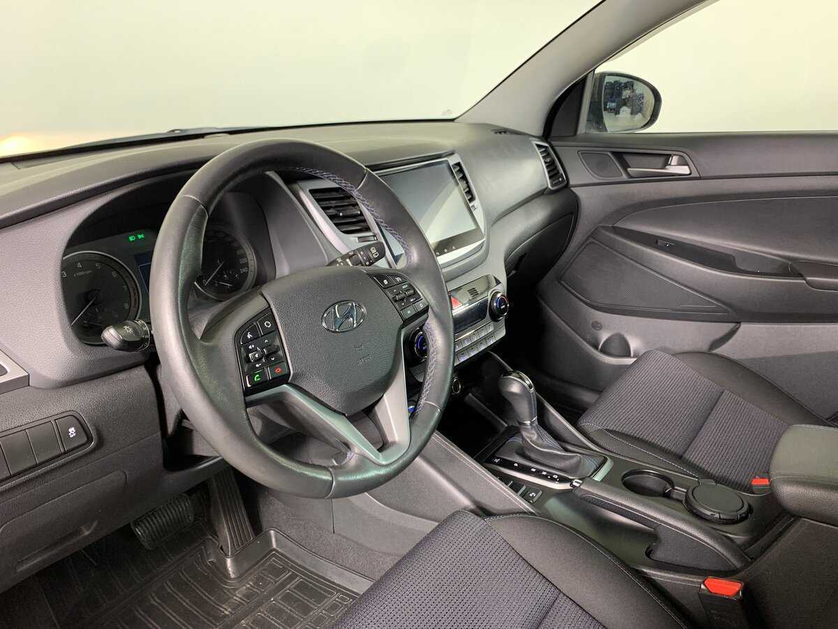 Купить Hyundai Tucson с пробегом. Фото: #11