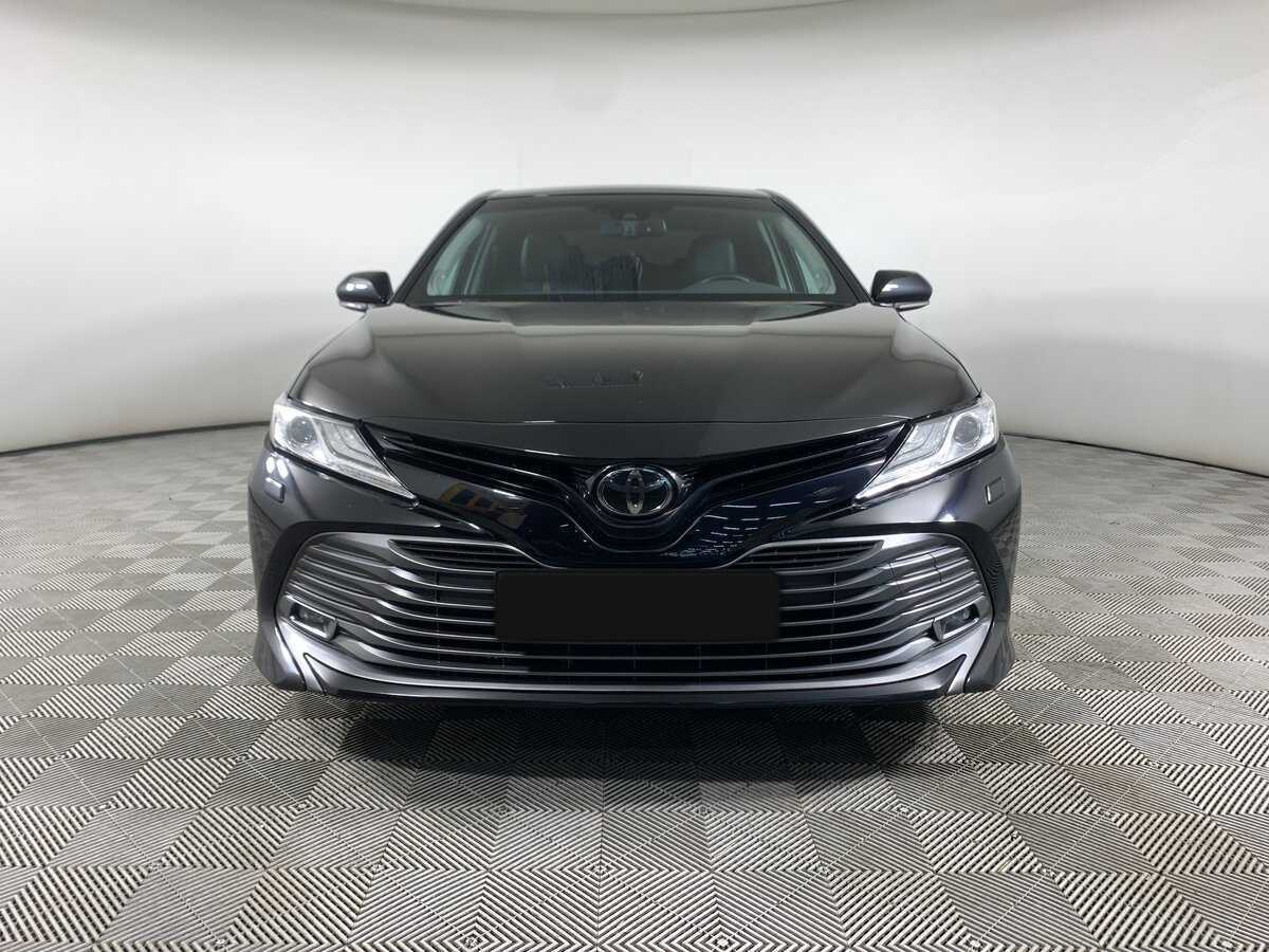 Купить Toyota Camry с пробегом. Фото: #1