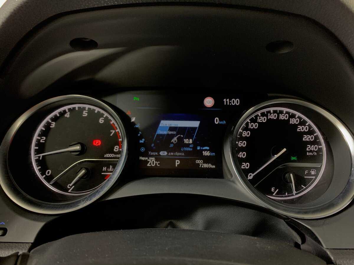 Купить Toyota Camry с пробегом. Фото: #14