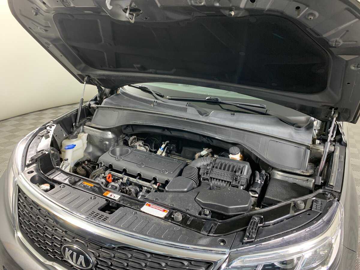 Купить Kia Sorento с пробегом. Фото: #10