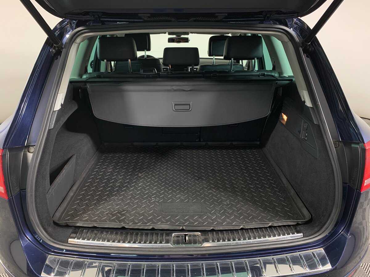 Купить Volkswagen Touareg с пробегом. Фото: #19